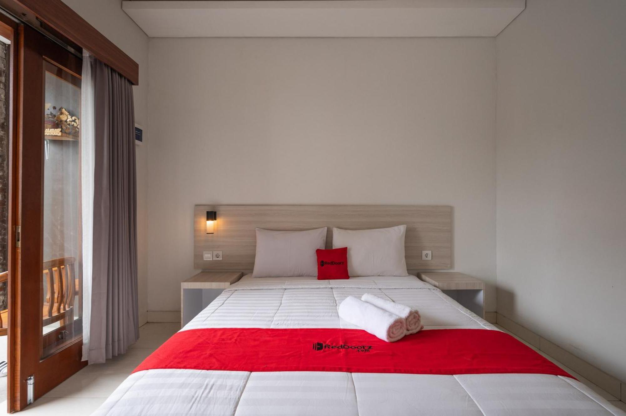 Reddoorz Plus At Yasa'S Living Denpasar Sanur Exterior foto
